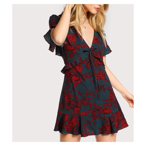 MBM Unlimited Dresses & Skirts - Multicolor Floral V Neck Frill Mini Dress